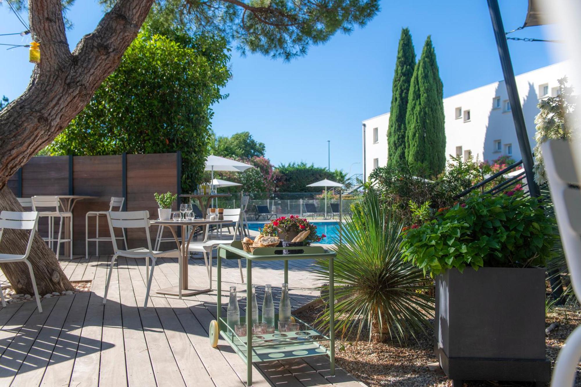 Kyriad Montpellier Est - Lunel Lunel  Exterior photo